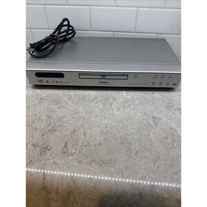 Toshiba DVD Player SD-412V 192 kHz 24 bit Audio DAC Dolby Digital